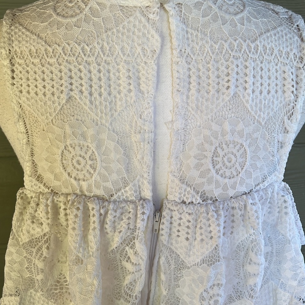 Mi Ami Lace Cold Shoulder Dress - Picture 6 of 10